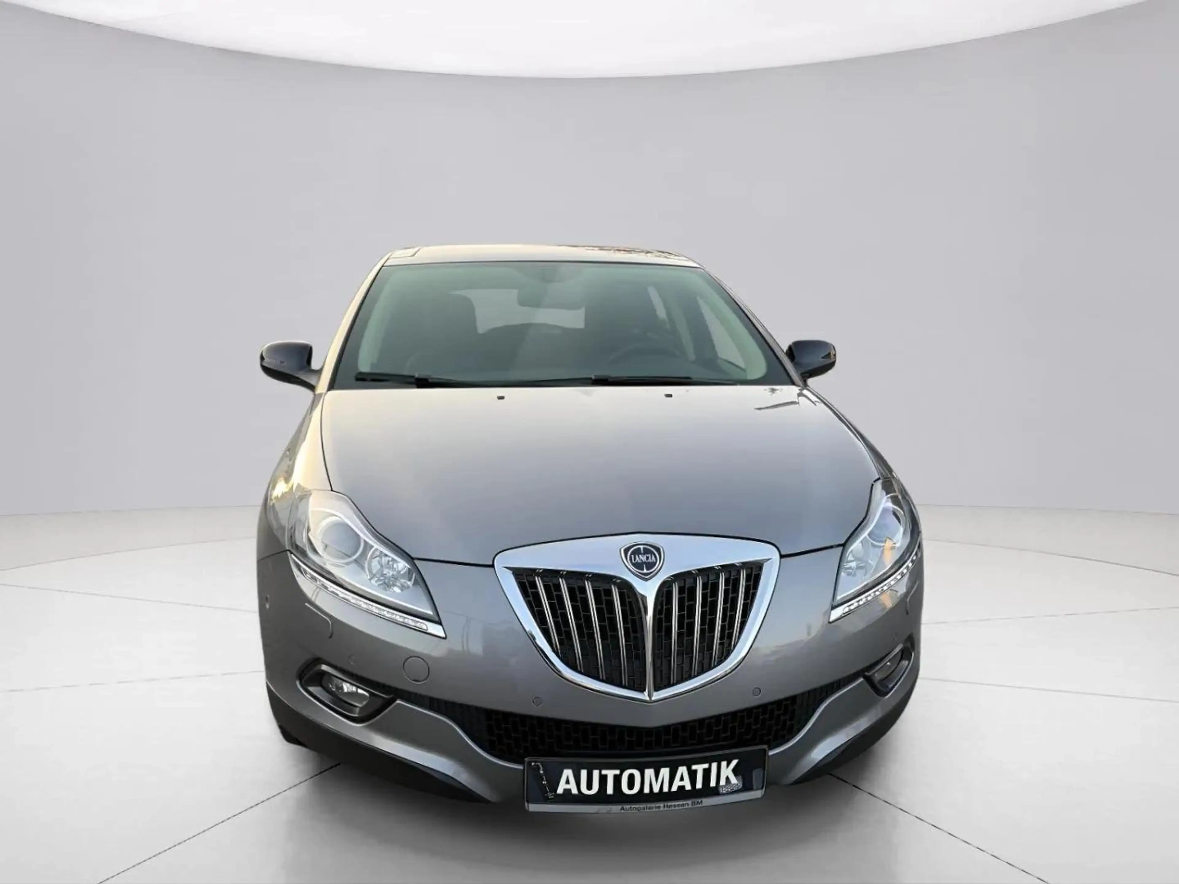Lancia Delta Platino*Automatik*1.Hand*SHZ*HU/AU Neu* — photo 2