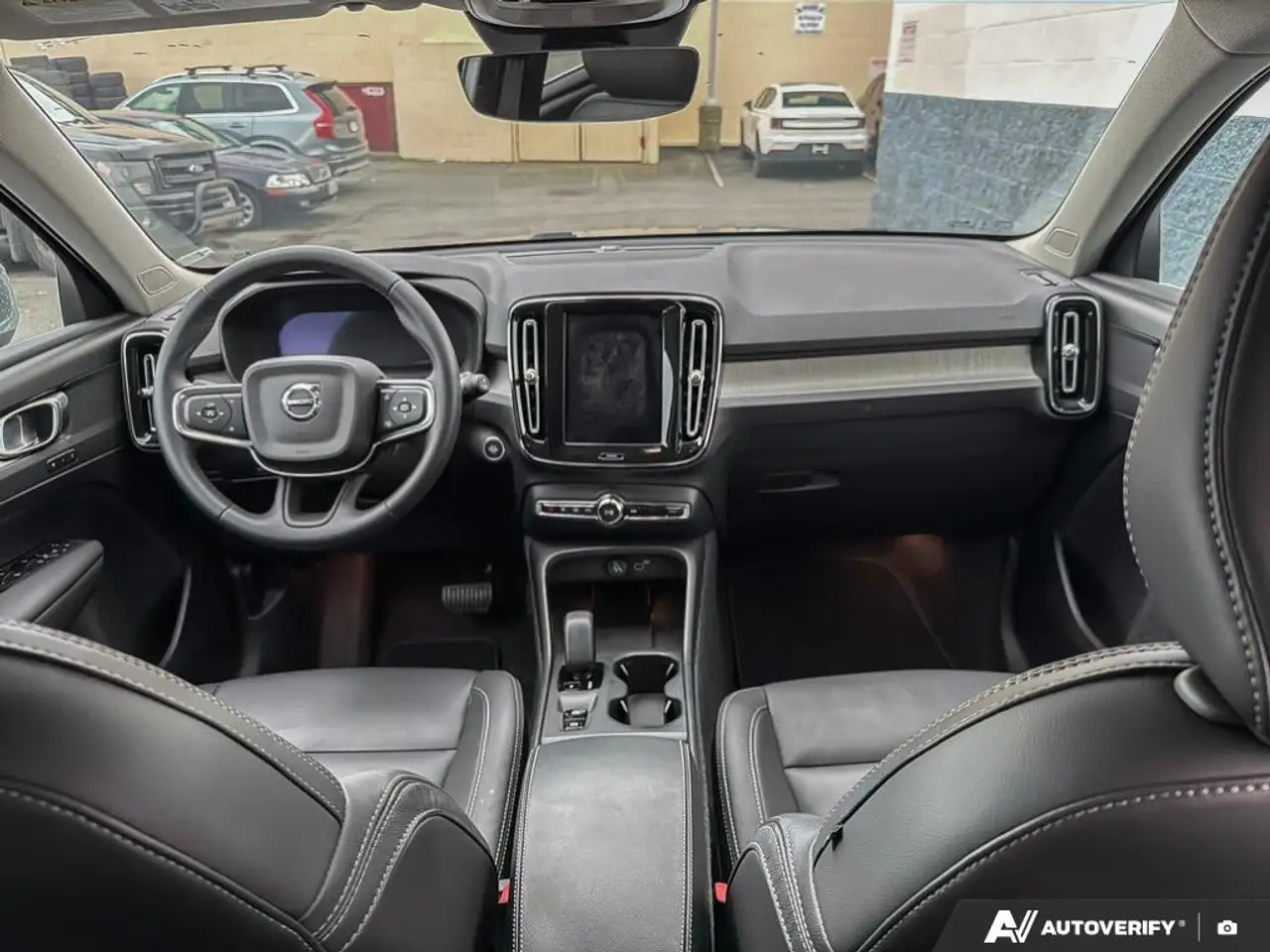Volvo XC40 снимка Volvo XC40