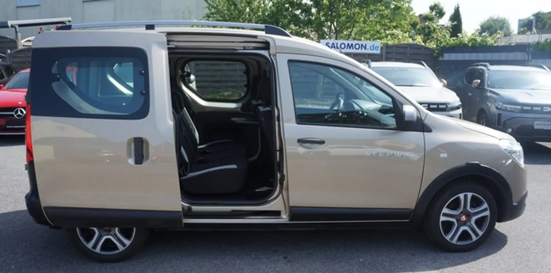 Dacia DokkerStepway DCi 95 AdBlue *Navi*R-KAM*KLIMA+Sitz Bej - 2