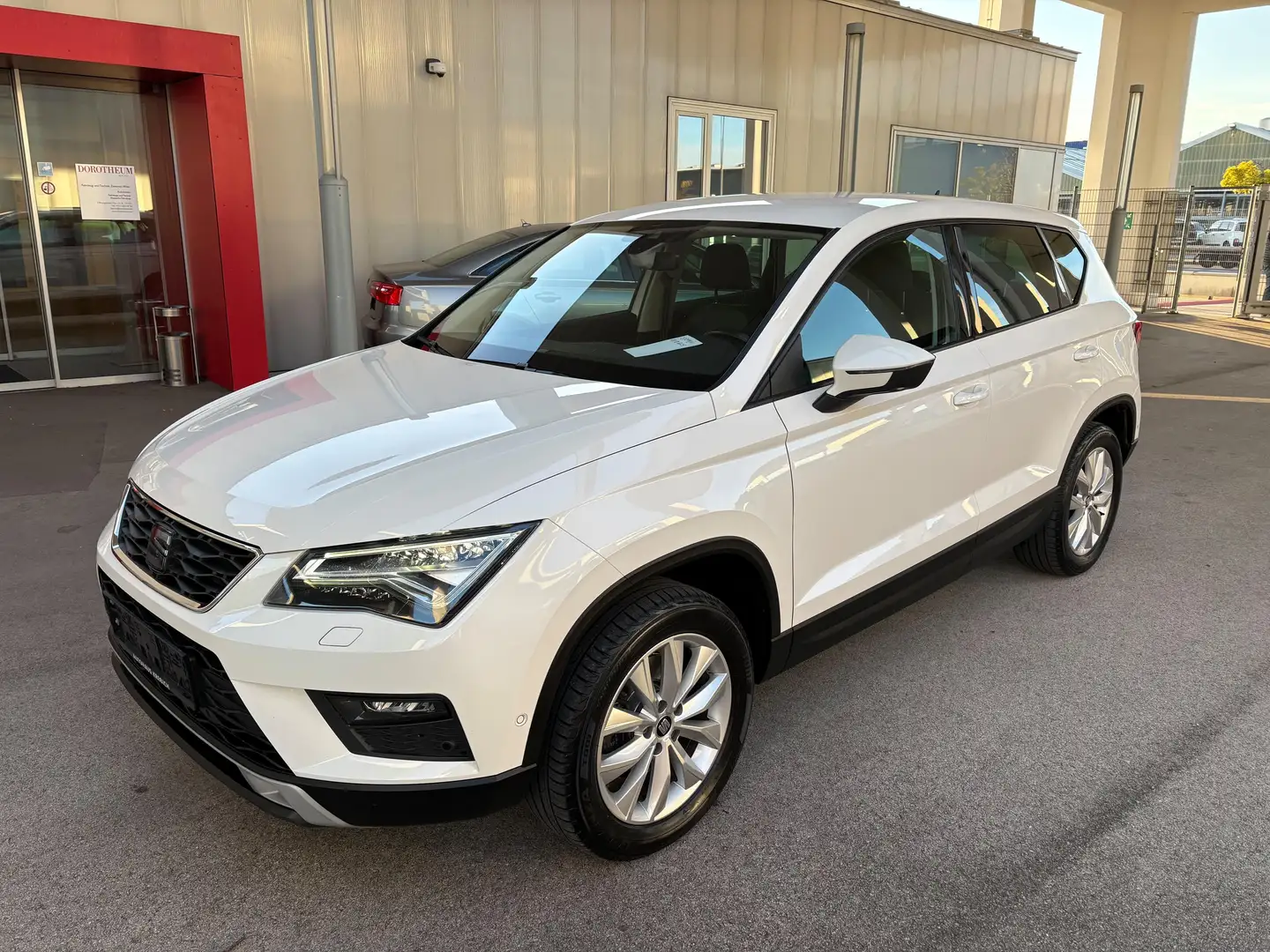 SEAT Ateca 2.0 TDI DSG 4Drive Style ** LED * NAVI * KAMERA Weiß - 1