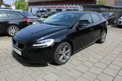 Volvo V40 T2 Momentum LED Navigation Klimaautomatik PDC Rüc