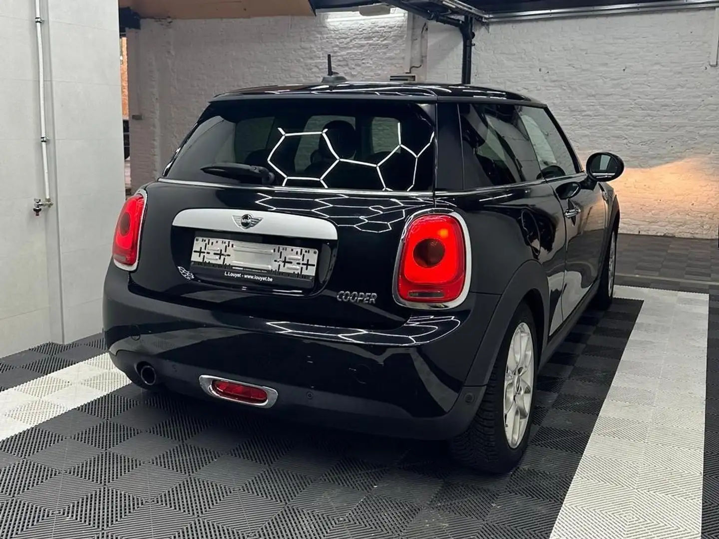 MINI Cooper Mini 1.5A Cooper * 55000 KM * GARANGIE * Zwart - 2