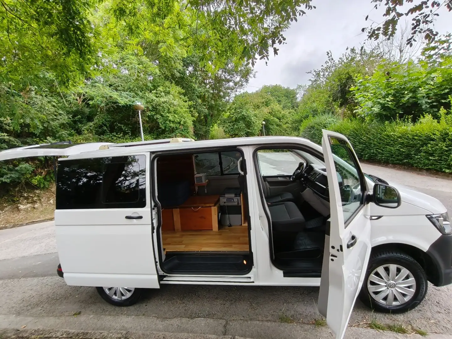 Volkswagen VOLKSWAGEN Caravelle Monovolumen Manual de 4 Puer Blanco - 1