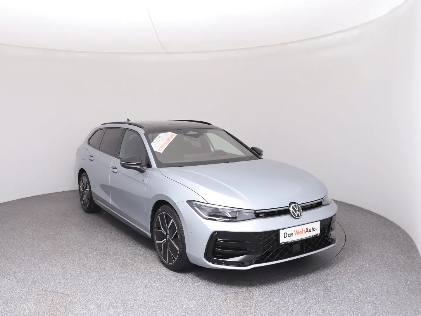 Volkswagen Passat Variant Sport eTSI DSG Silber - 2