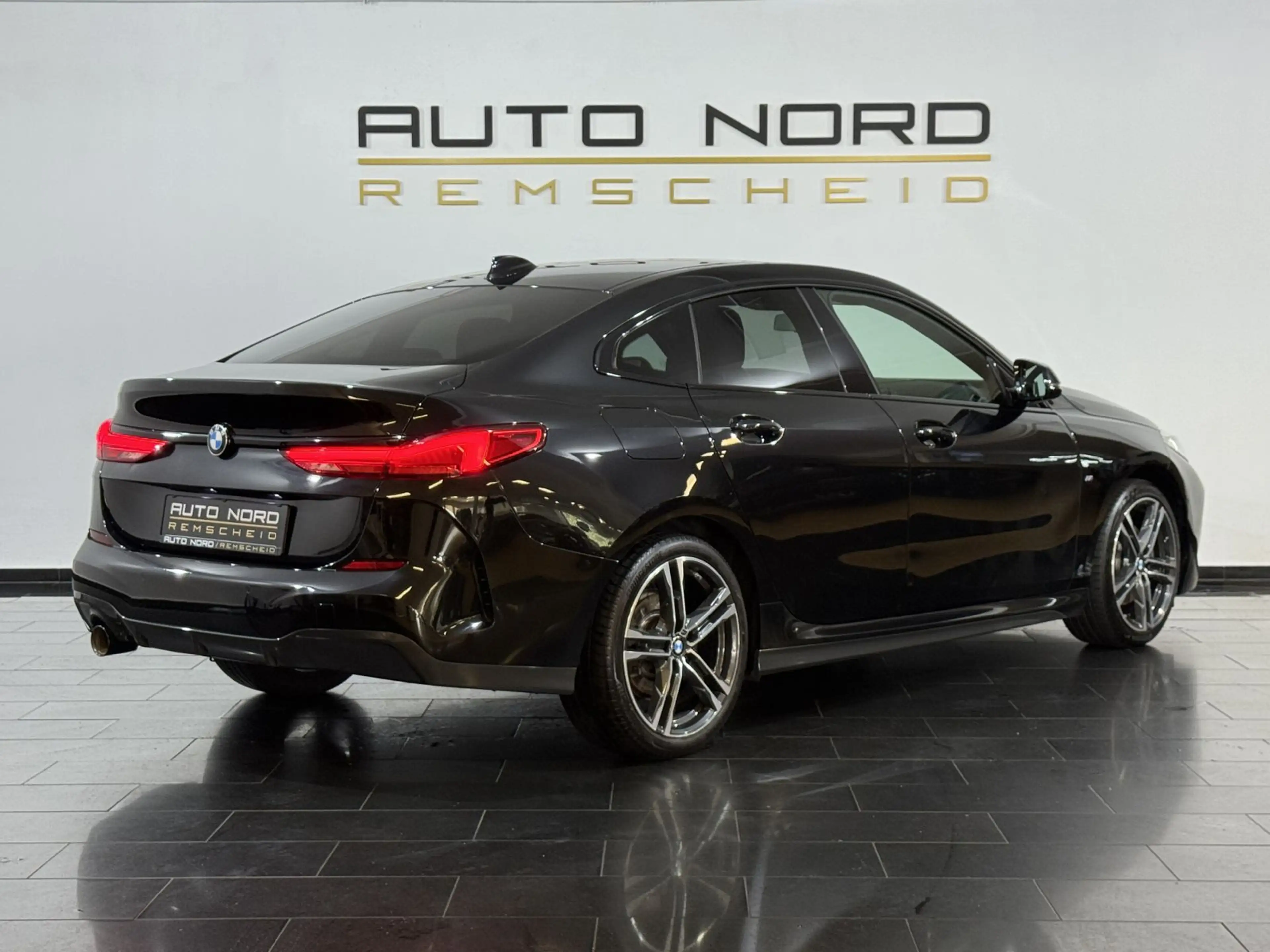 BMW 218 M-Sport Shadow*HUD*AHK*DAB*Aero* — photo 6