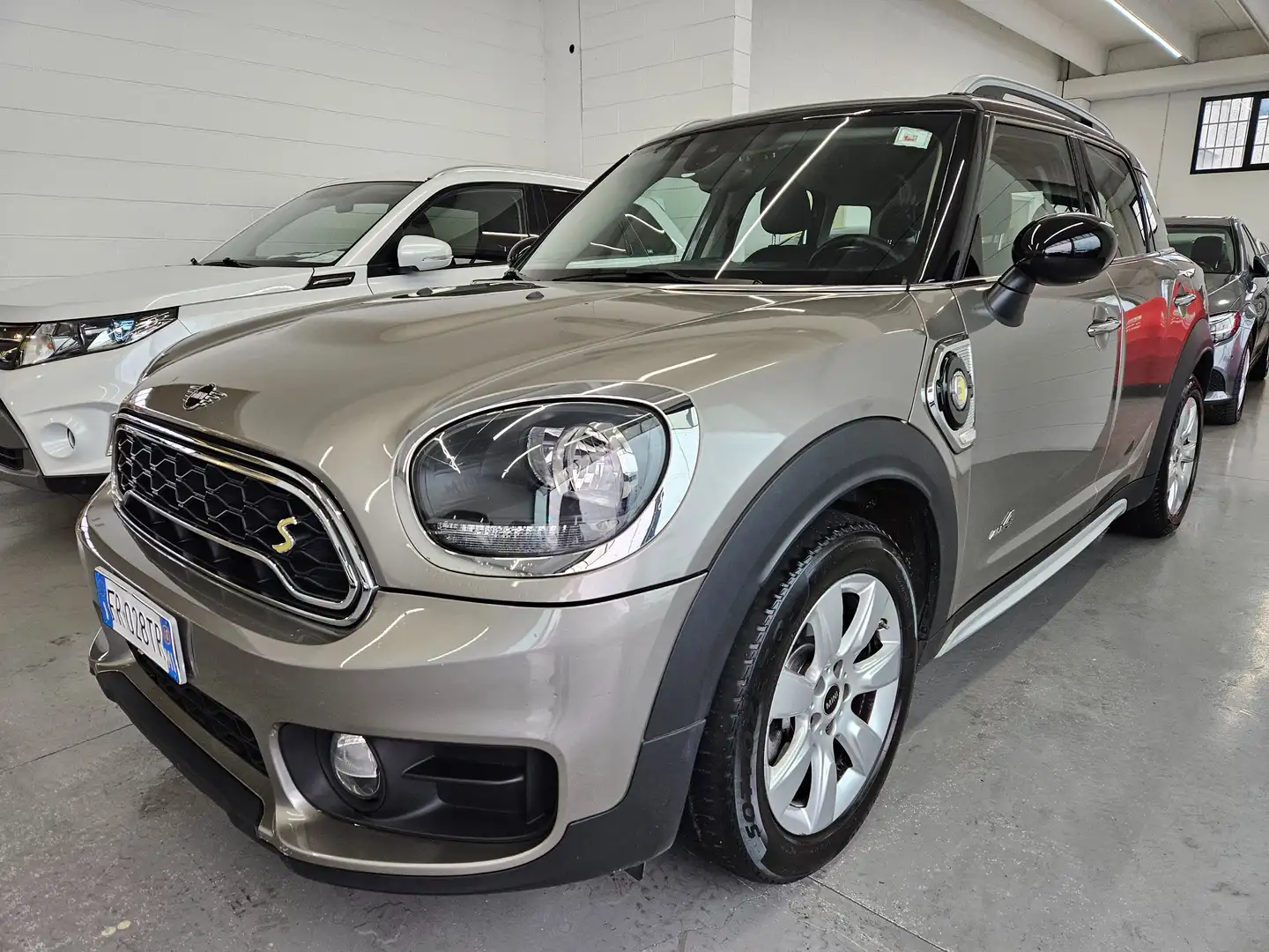 MINI Cooper SE Countryman 1.5 all4 auto NEOPATENTATI Béžová - 1