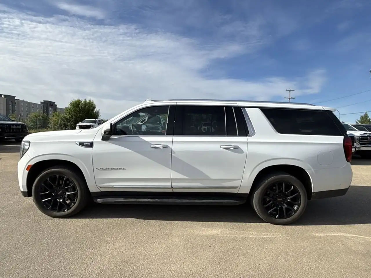 GMC Yukon снимка GMC Yukon