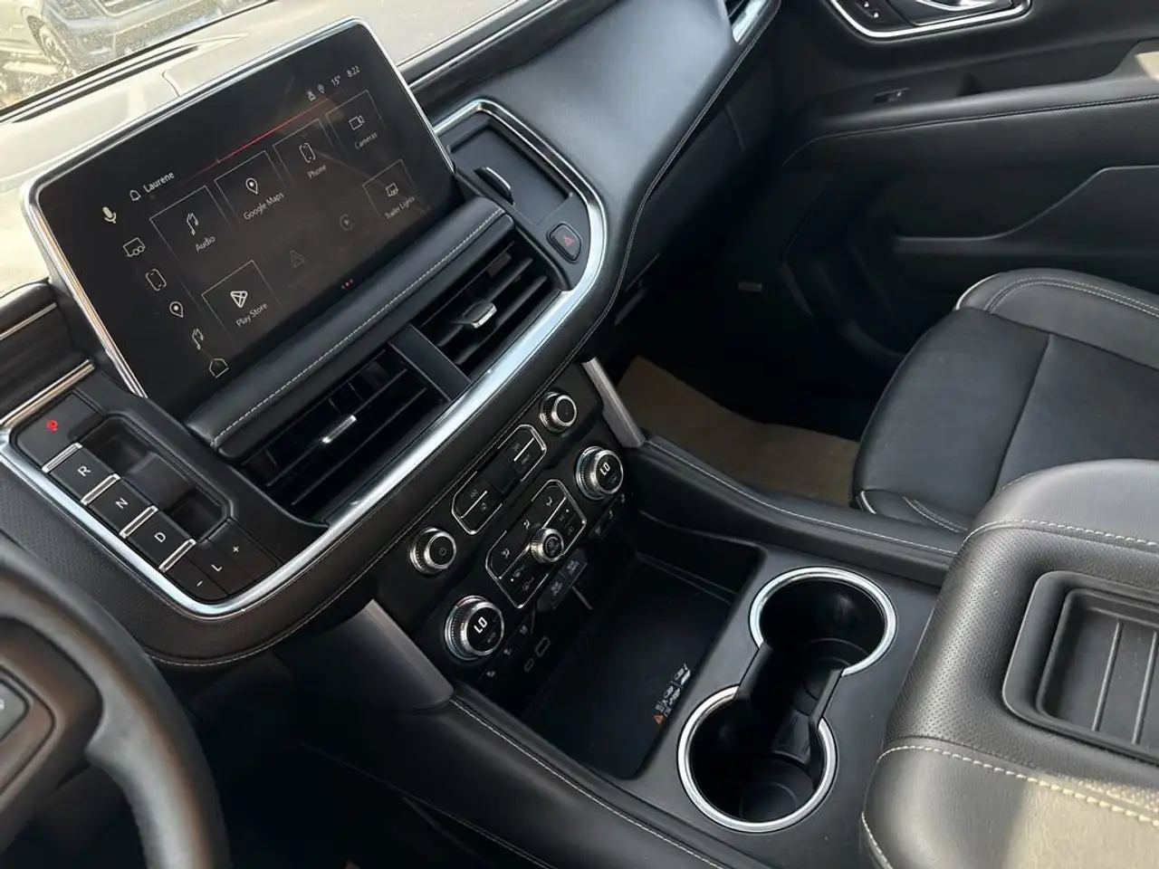 GMC Yukon снимка GMC Yukon