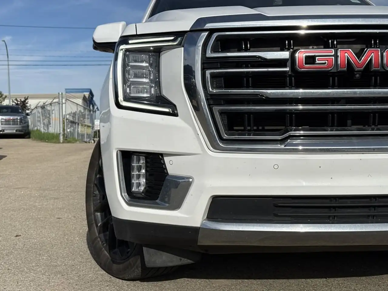 GMC Yukon снимка GMC Yukon
