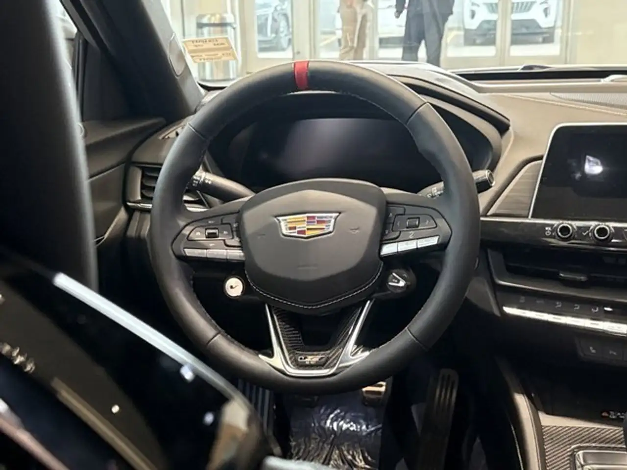 Cadillac CT4-V снимка Cadillac CT4-V