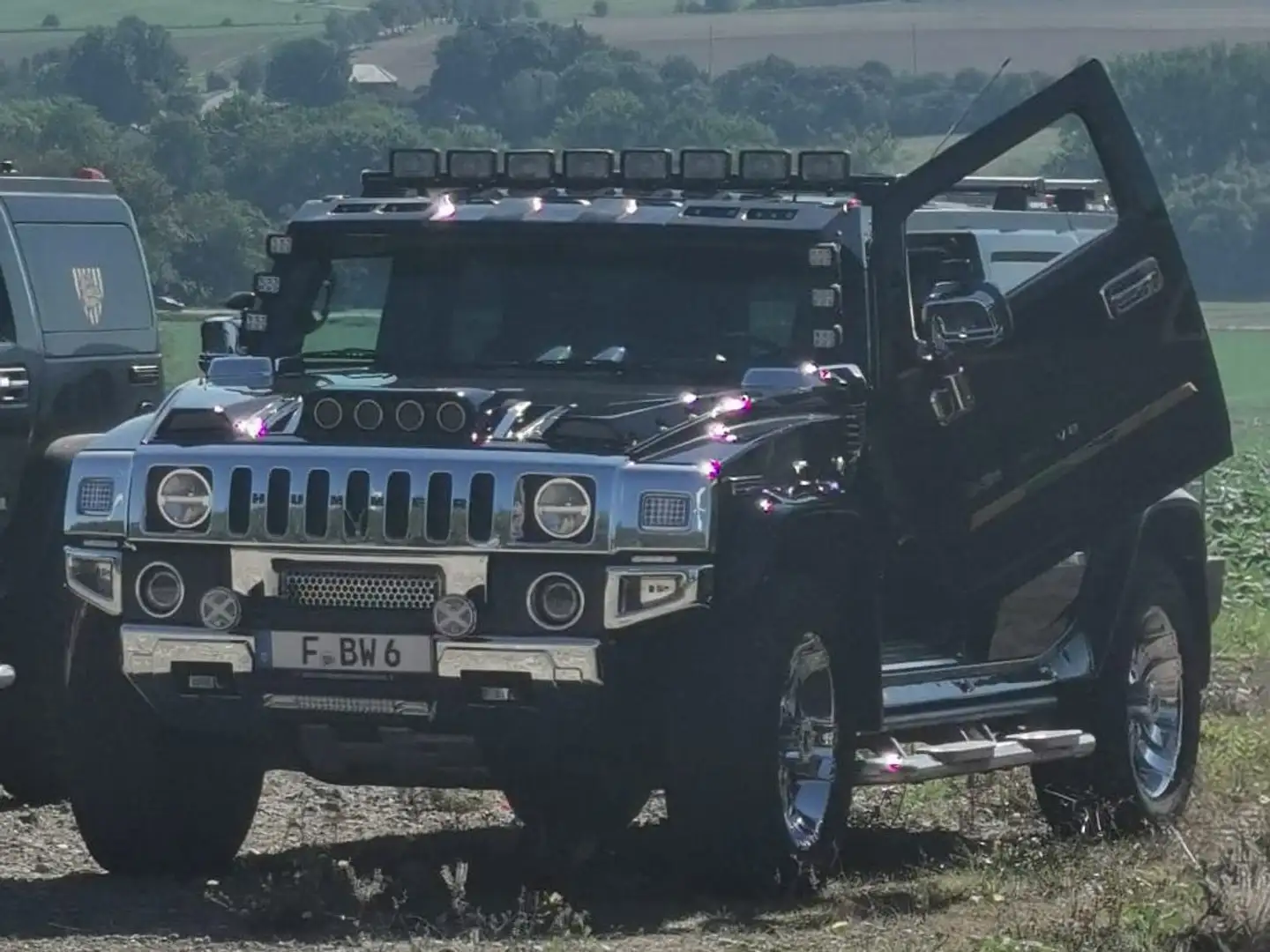 HUMMER H2 Schwarz - 1