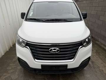 clim gps carplay 3 places  2 portes latéral