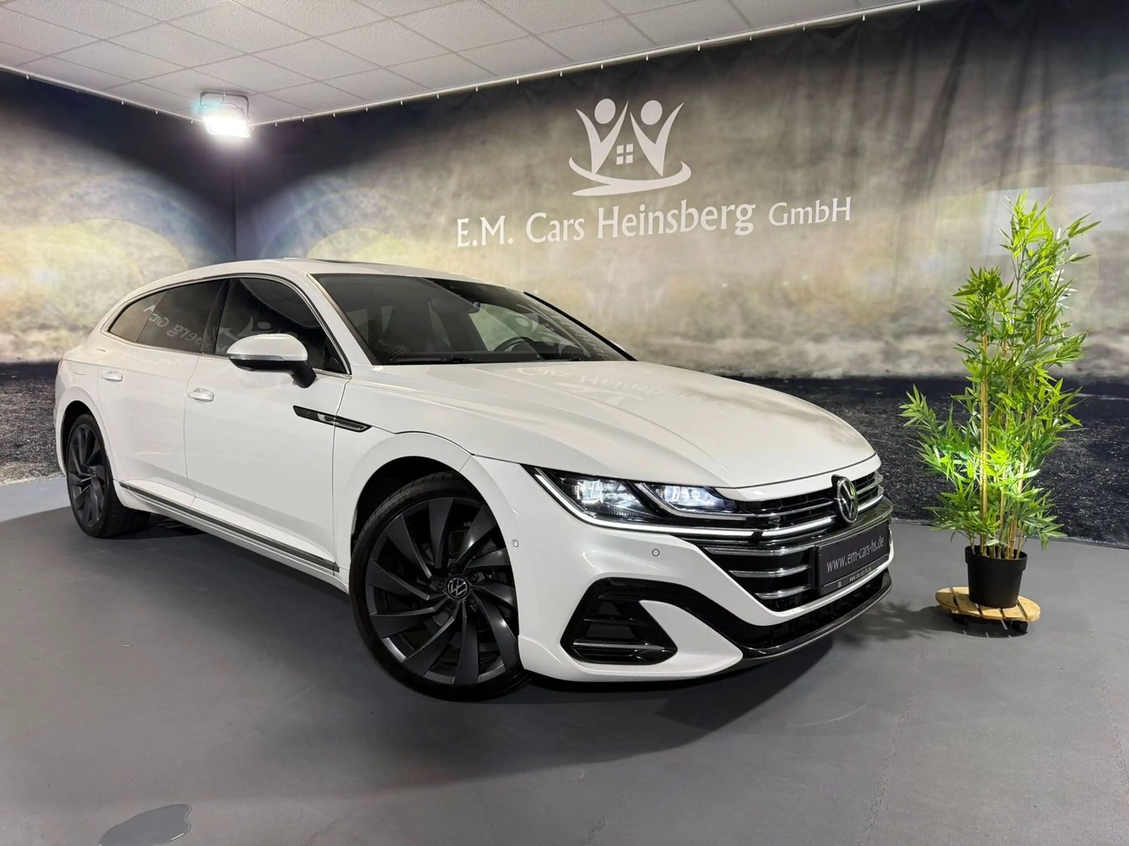 Volkswagen Arteon SB 2.0 TDI R-Line AHK Head-UP 1.Hd IQ Pano