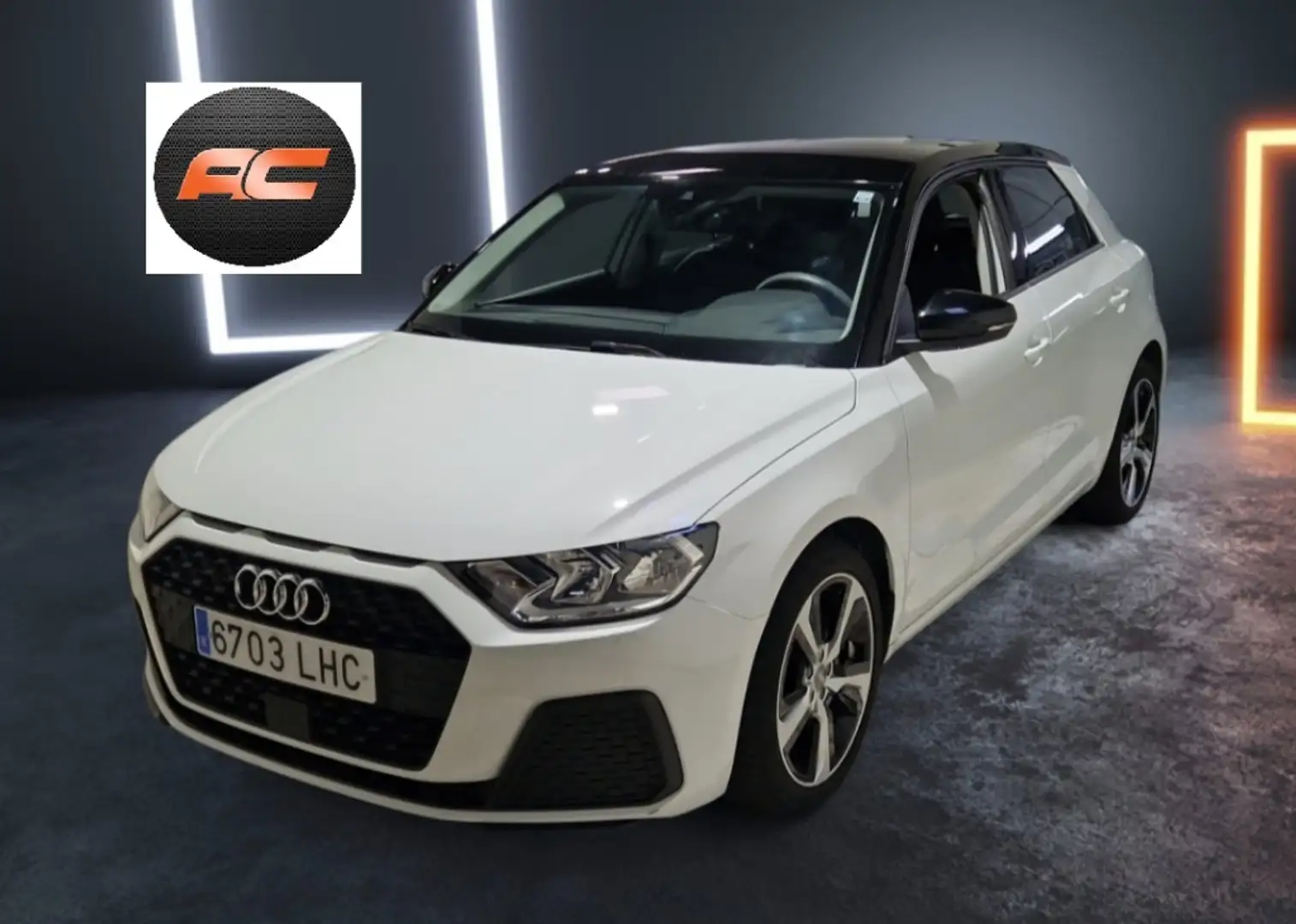 Audi A1 Sportback 25 TFSI Wit - 1