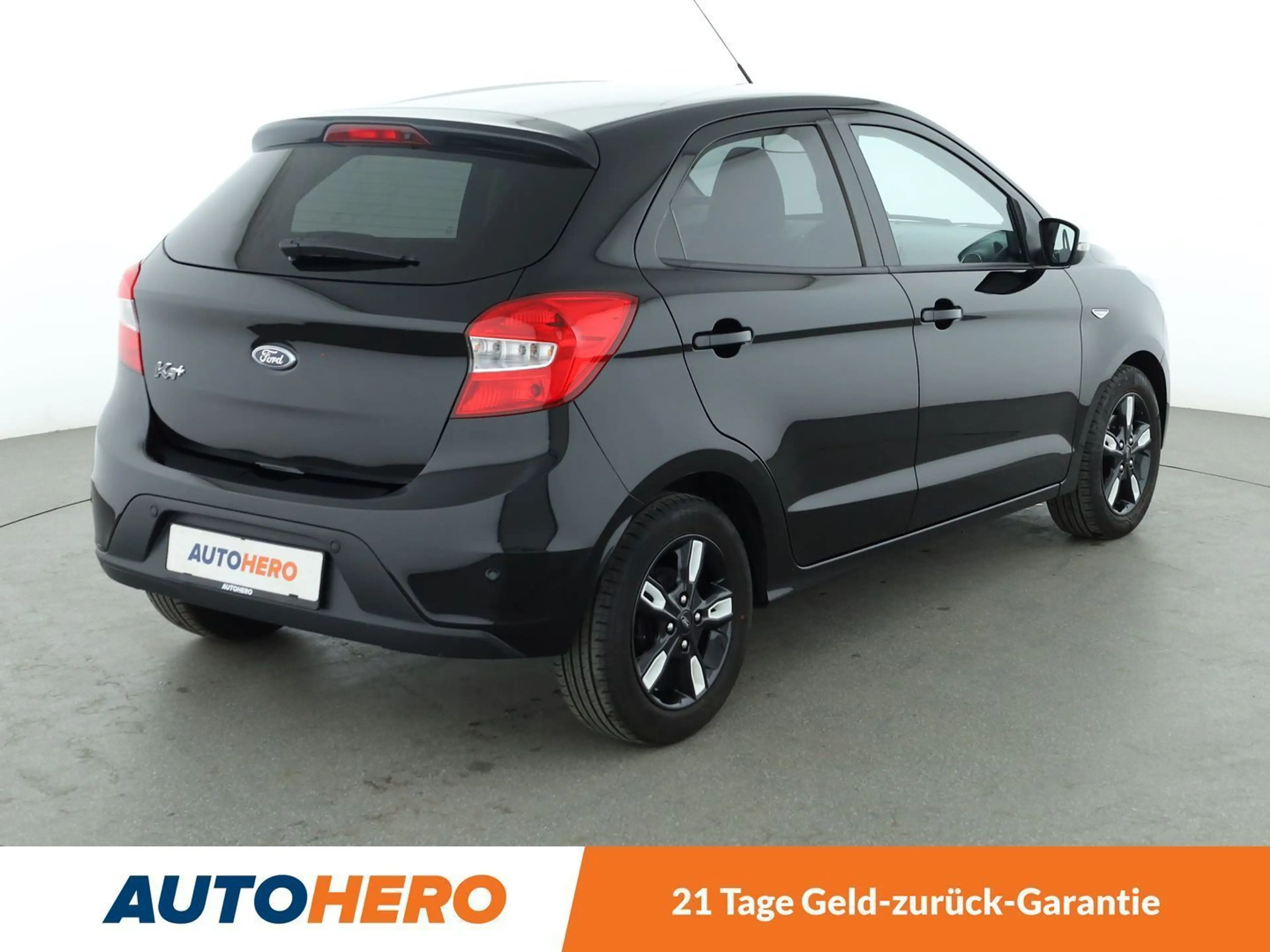 Ford Ka/Ka+ 1.2 Ti-VCT Black / White*TEMPO*PDC*SHZ*KLIMA* — photo 6