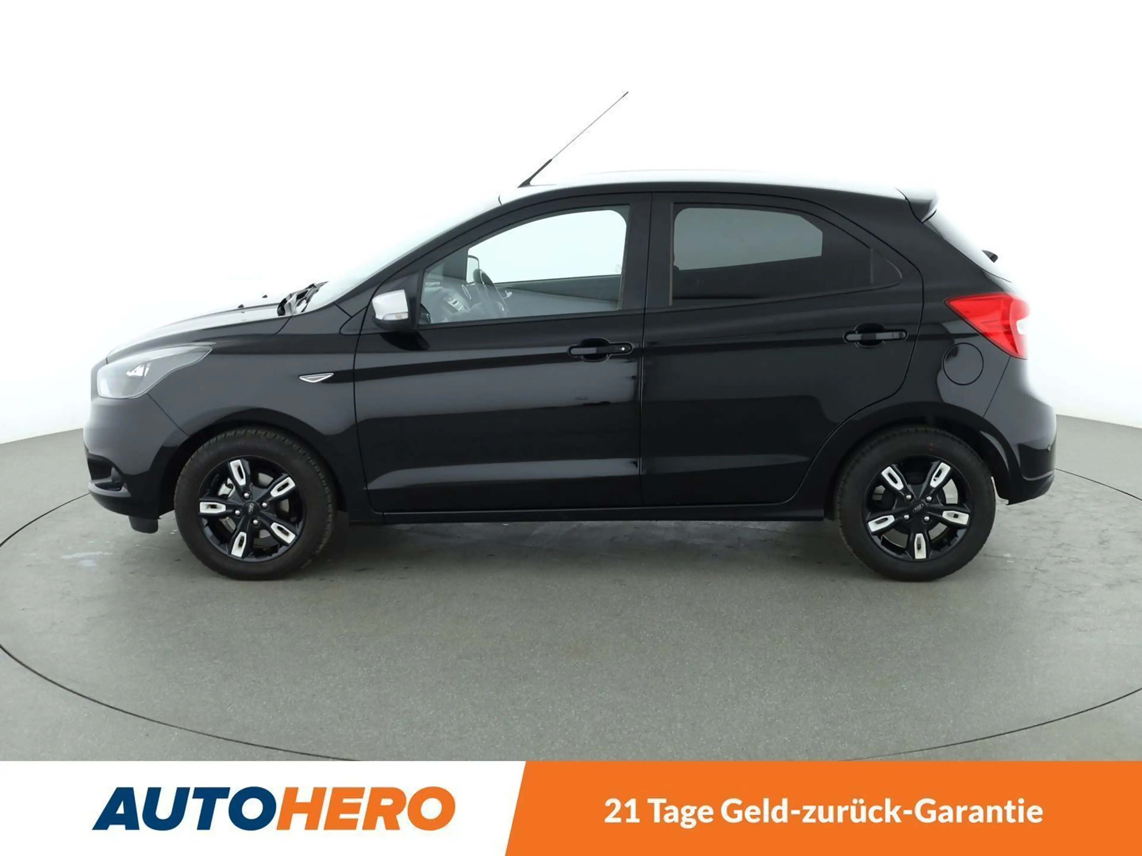 Ford Ka/Ka+ 1.2 Ti-VCT Black / White*TEMPO*PDC*SHZ*KLIMA* — photo 3