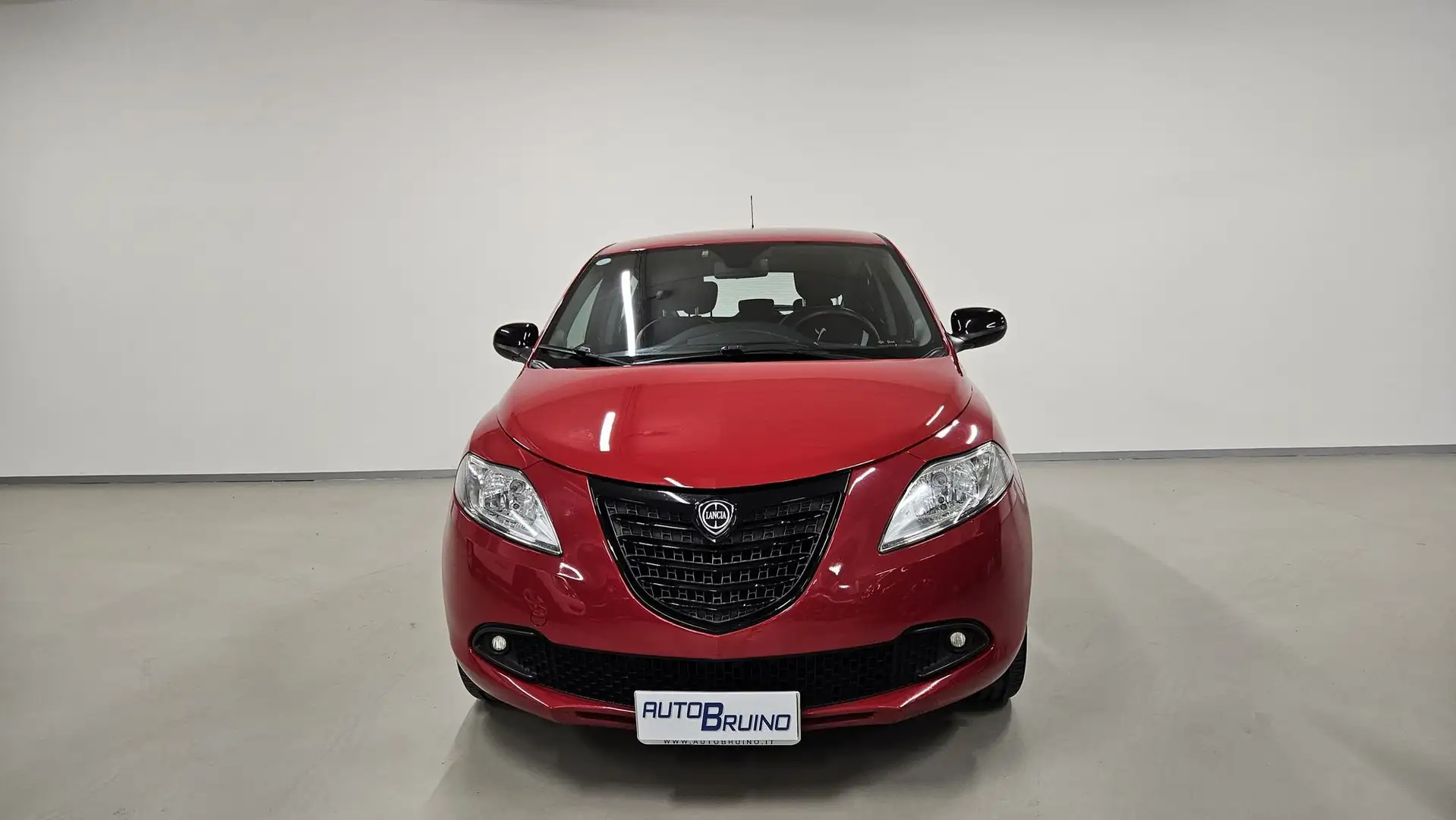 Lancia Ypsilon Ypsilon 1.2 69 CV 5 porte GPL Ecochic Elefantino Rot - 2
