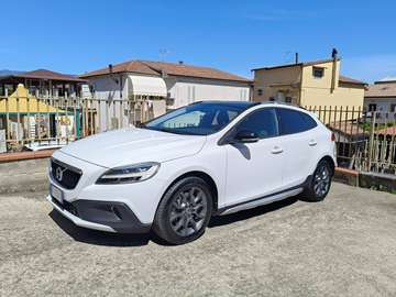 V40  Cross Country 2.0 d3 Momentum my17