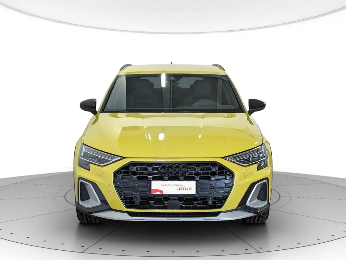 Audi A3 allstreet 1.5 tfsi mhev identity contrast s-tronic Giallo - 2