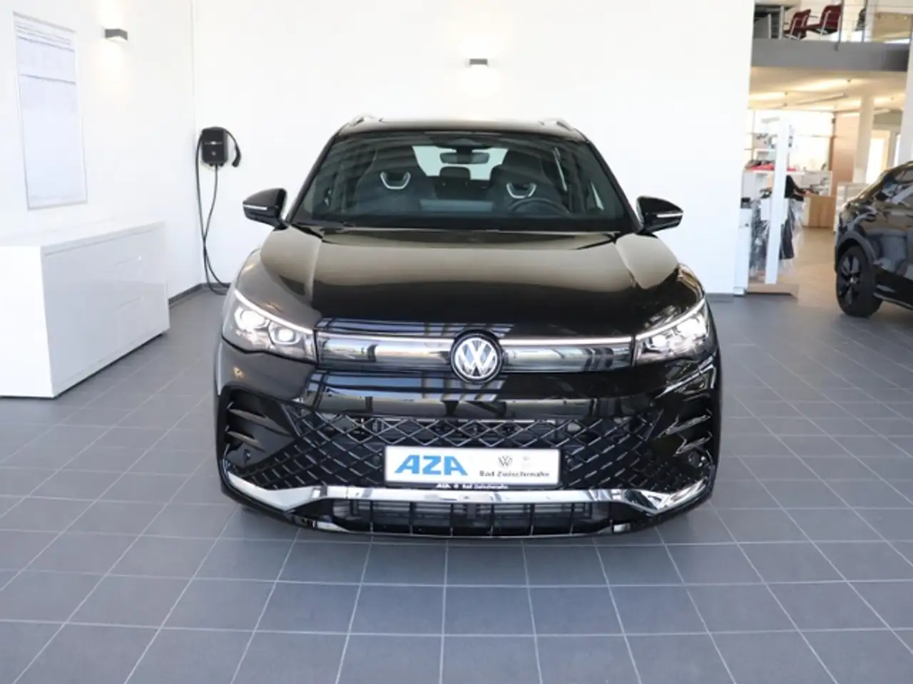 Volkswagen Tiguan R-Line 1.5 eTSI*DSG*AHK*NAVI*PANORAMADACH*ACC*SIH 5