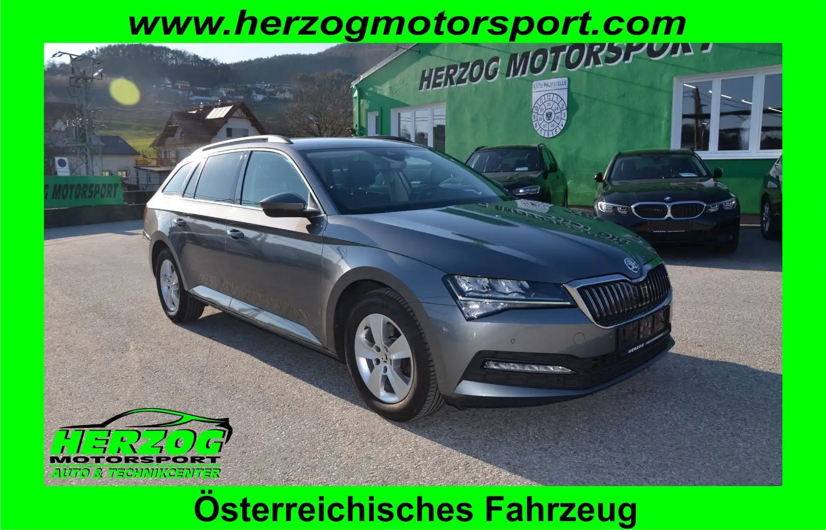 Skoda Superb Superb Kombi 2,0 TDI DSG LED VIRTUAL 1.BES Grau - 1