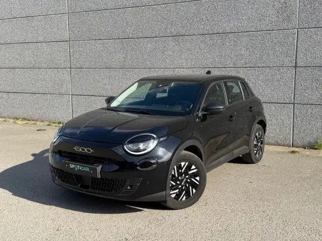 Fiat 600 *GPS*CAMERA*KEY LESS GO* 100 PK Hybrid