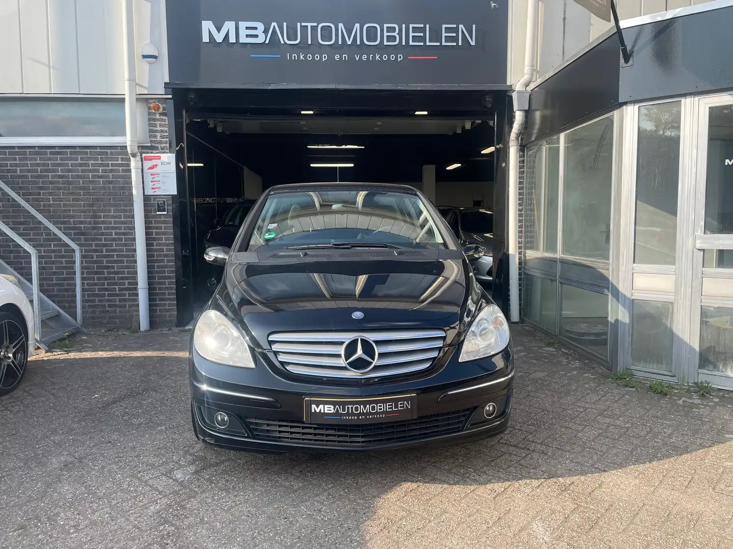 Mercedes-Benz B 150 B150/Zwart/1 JaarAPK/Nap/Trekhaak/xenon/1e Eigenaa Schwarz - 2