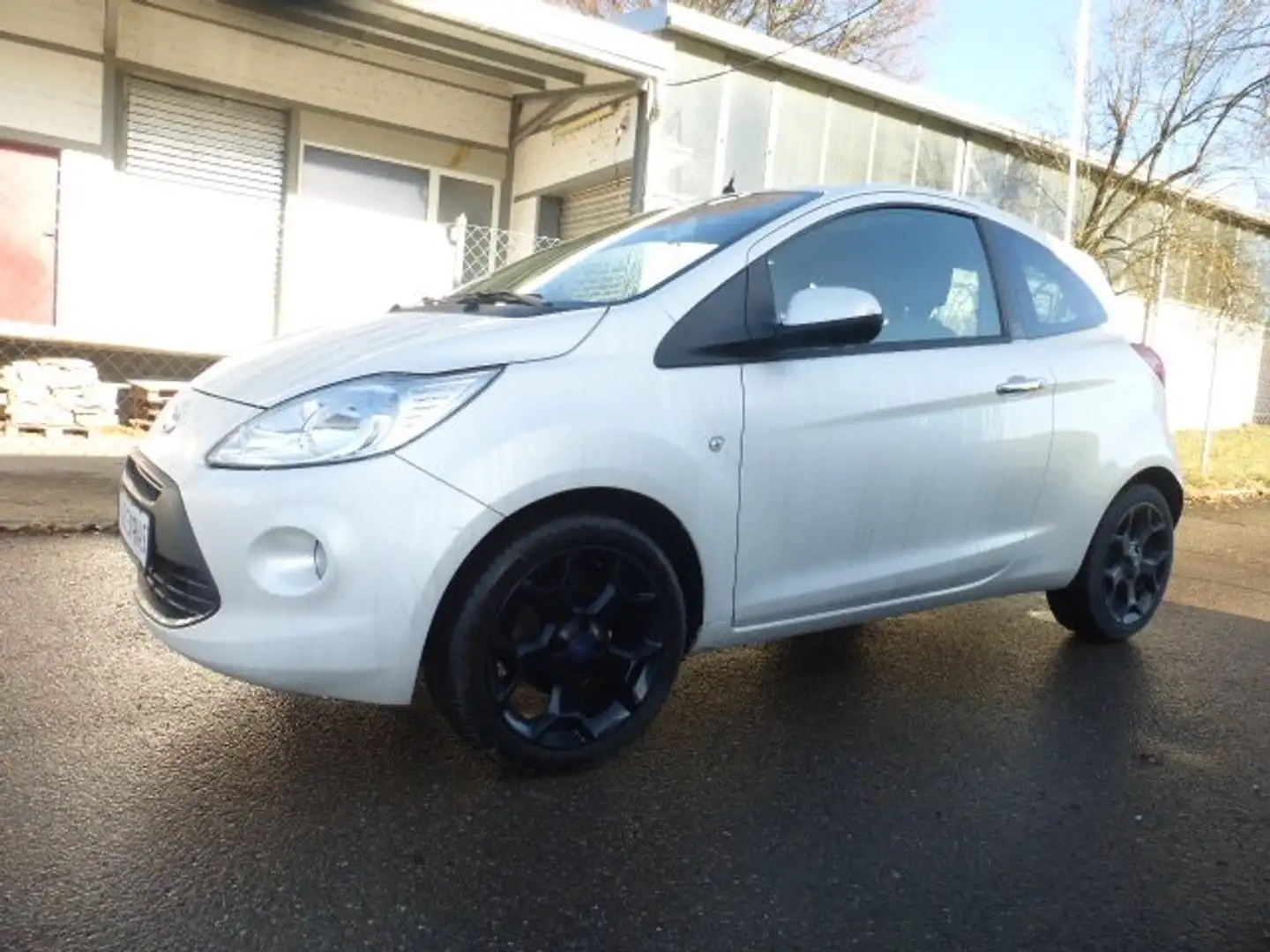 Ford Ka/Ka+ Titanium / Panoramadach / Viele Extras / Top Alb - 1