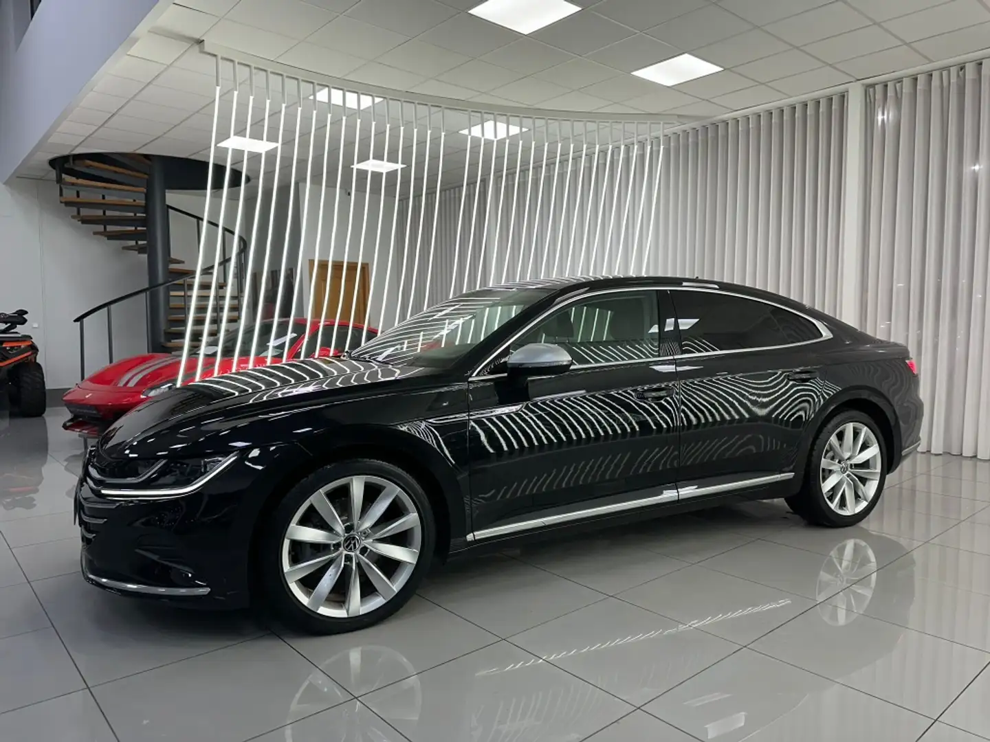 Volkswagen Arteon 2.0TDI Elegance DSG7 110kW Negro - 2