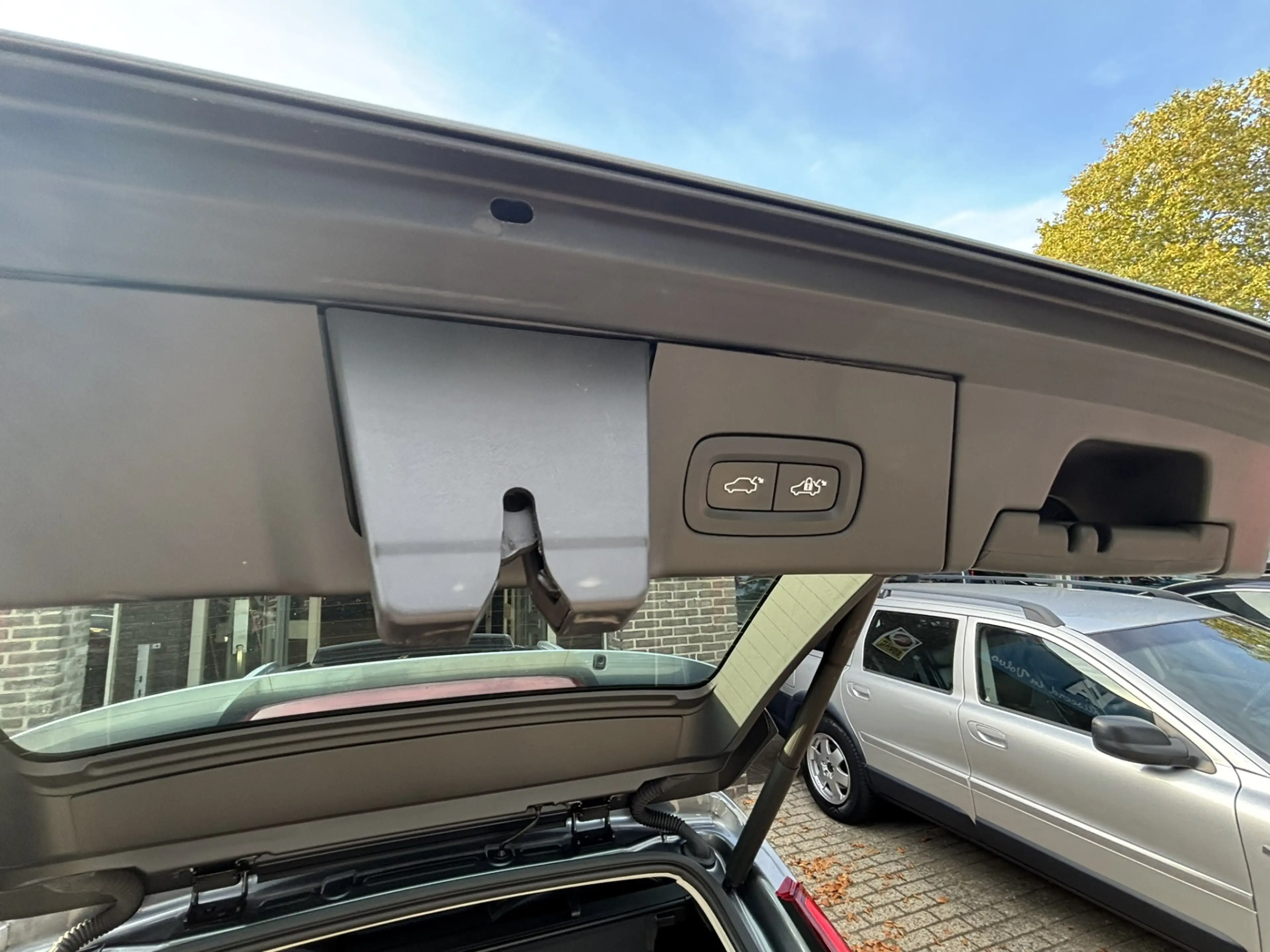 Volvo V90 T8 408pk AWD Panorama HeadUp 360 Family Keyless — photo 31