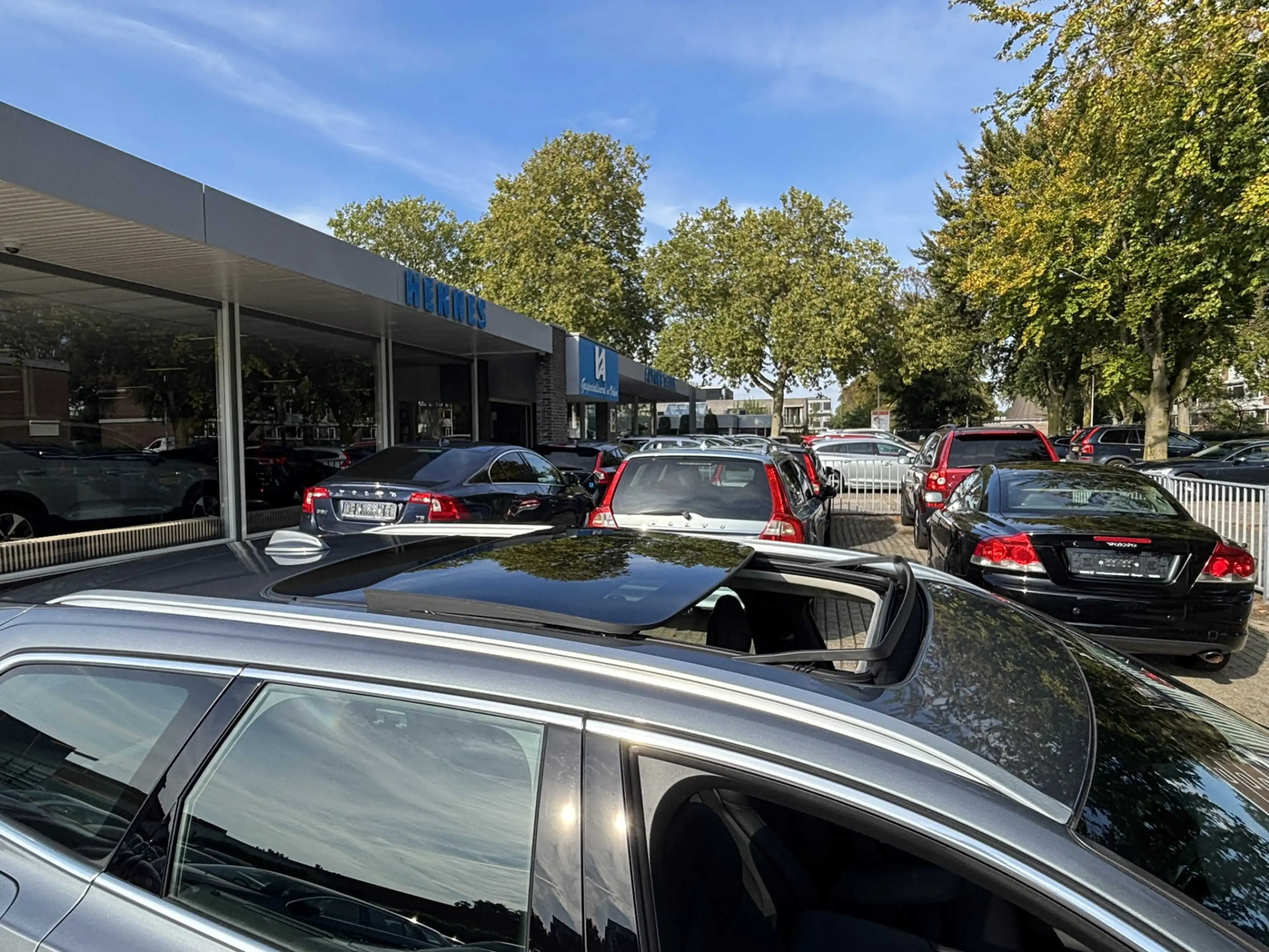 Volvo V90 T8 408pk AWD Panorama HeadUp 360 Family Keyless — photo 17
