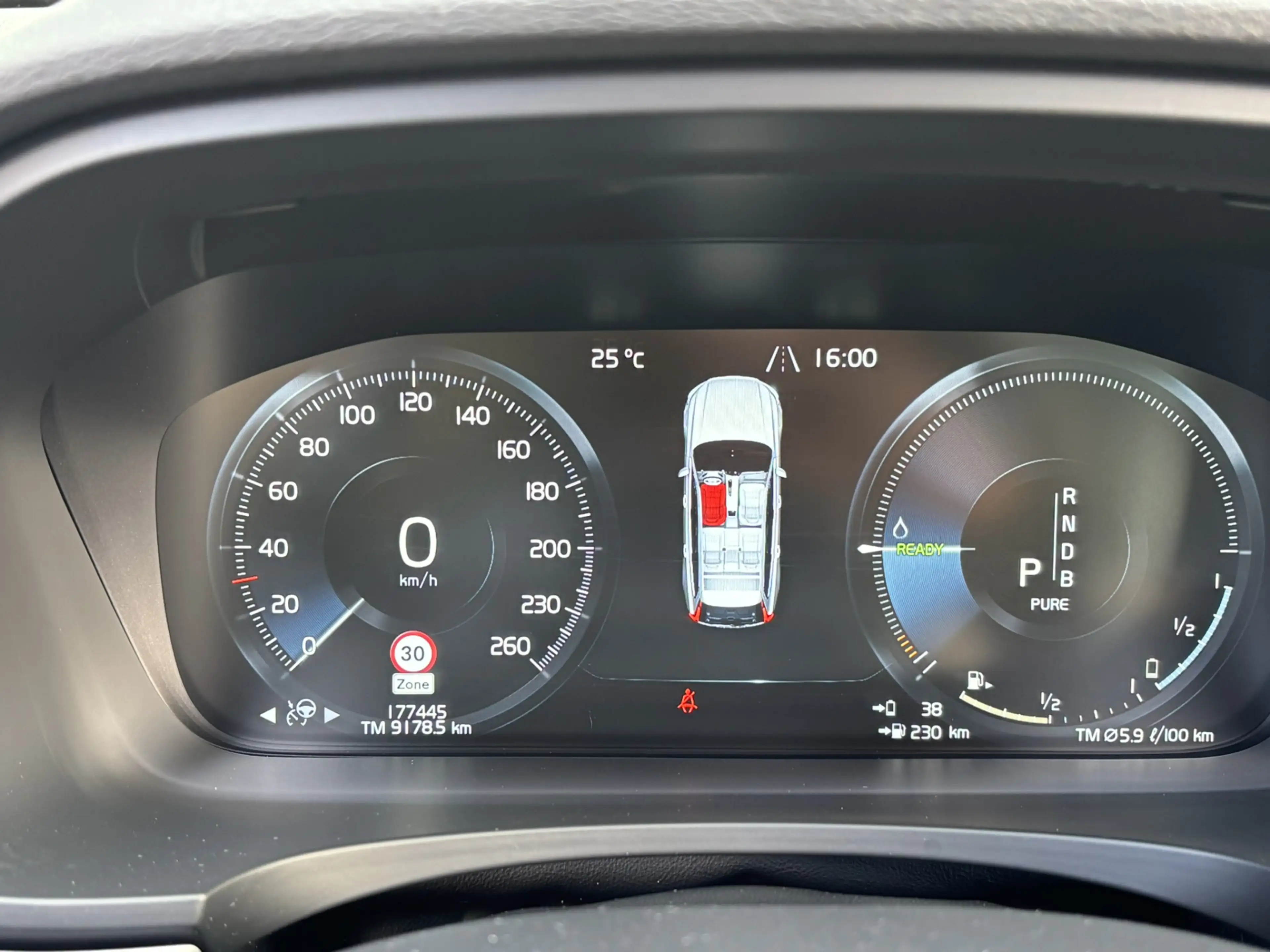 Volvo V90 T8 408pk AWD Panorama HeadUp 360 Family Keyless — photo 21