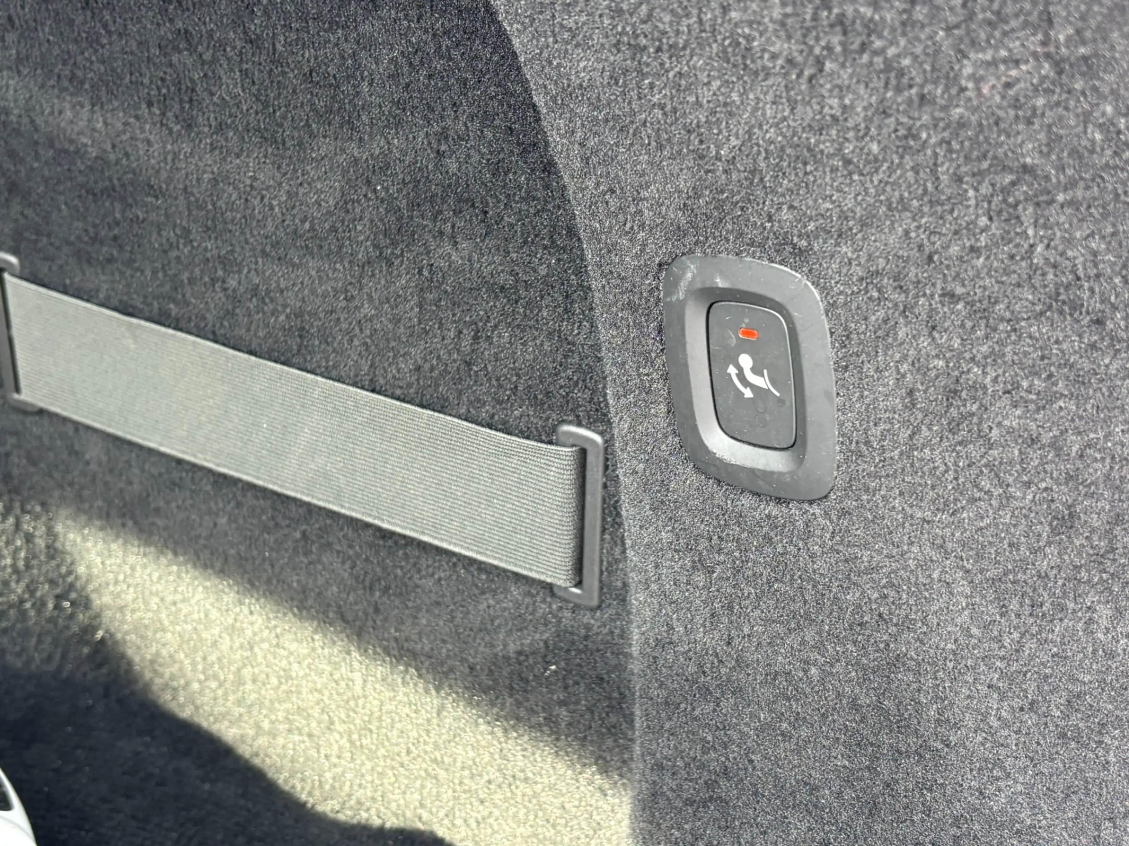 Volvo V90 T8 408pk AWD Panorama HeadUp 360 Family Keyless — photo 30