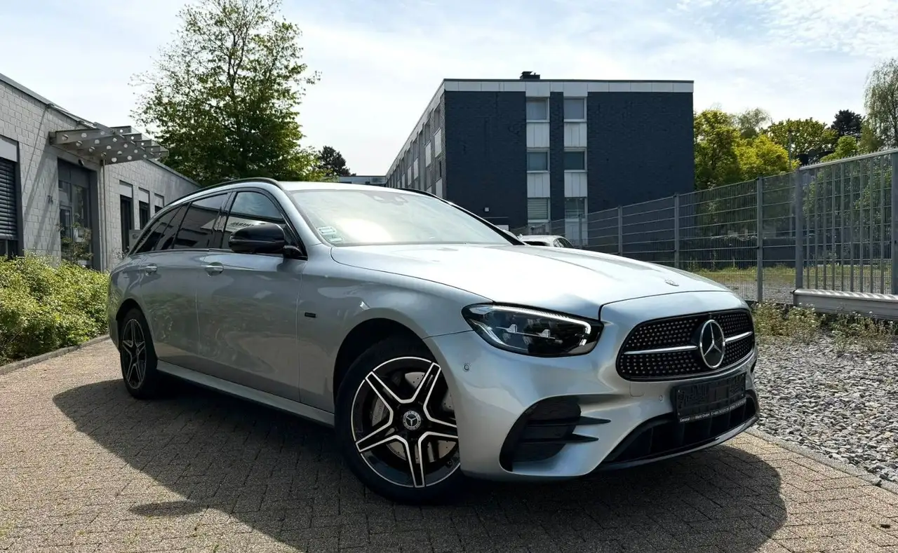 Mercedes-Benz E 300