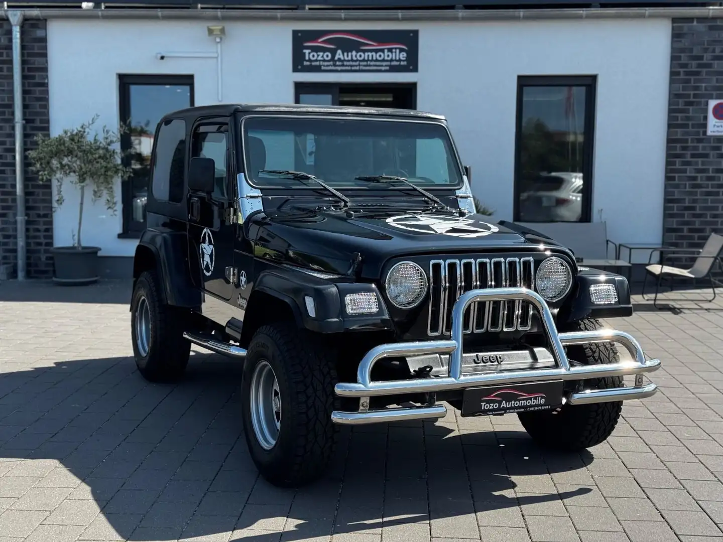 Jeep Wrangler Sport 2.5*GUTER ZUSTAND*TÜV* Schwarz - 1