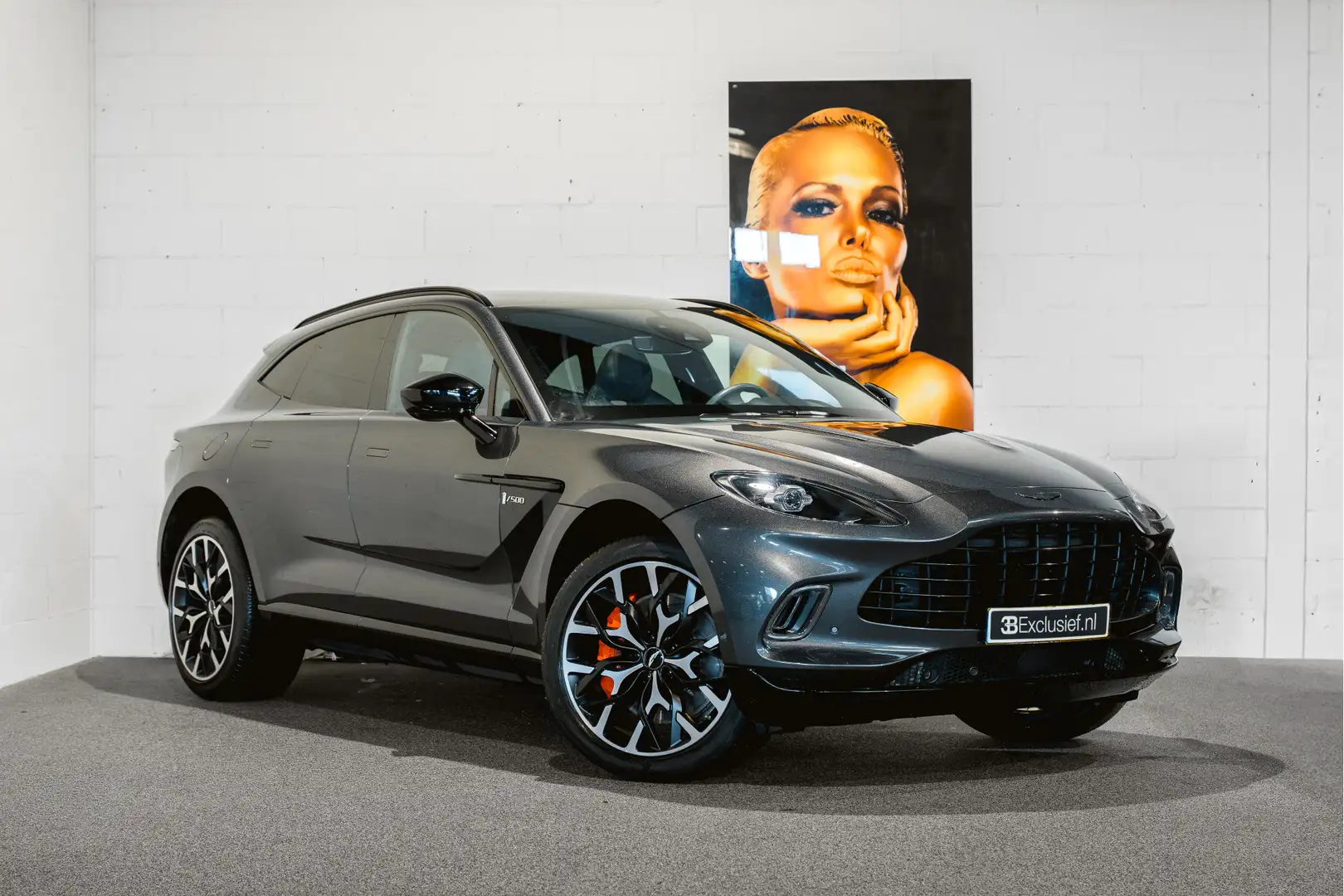 Aston Martin DBX 4.0 V8 | Pan.dak | 360Cam. | Sportuitlaat | Gris - 1