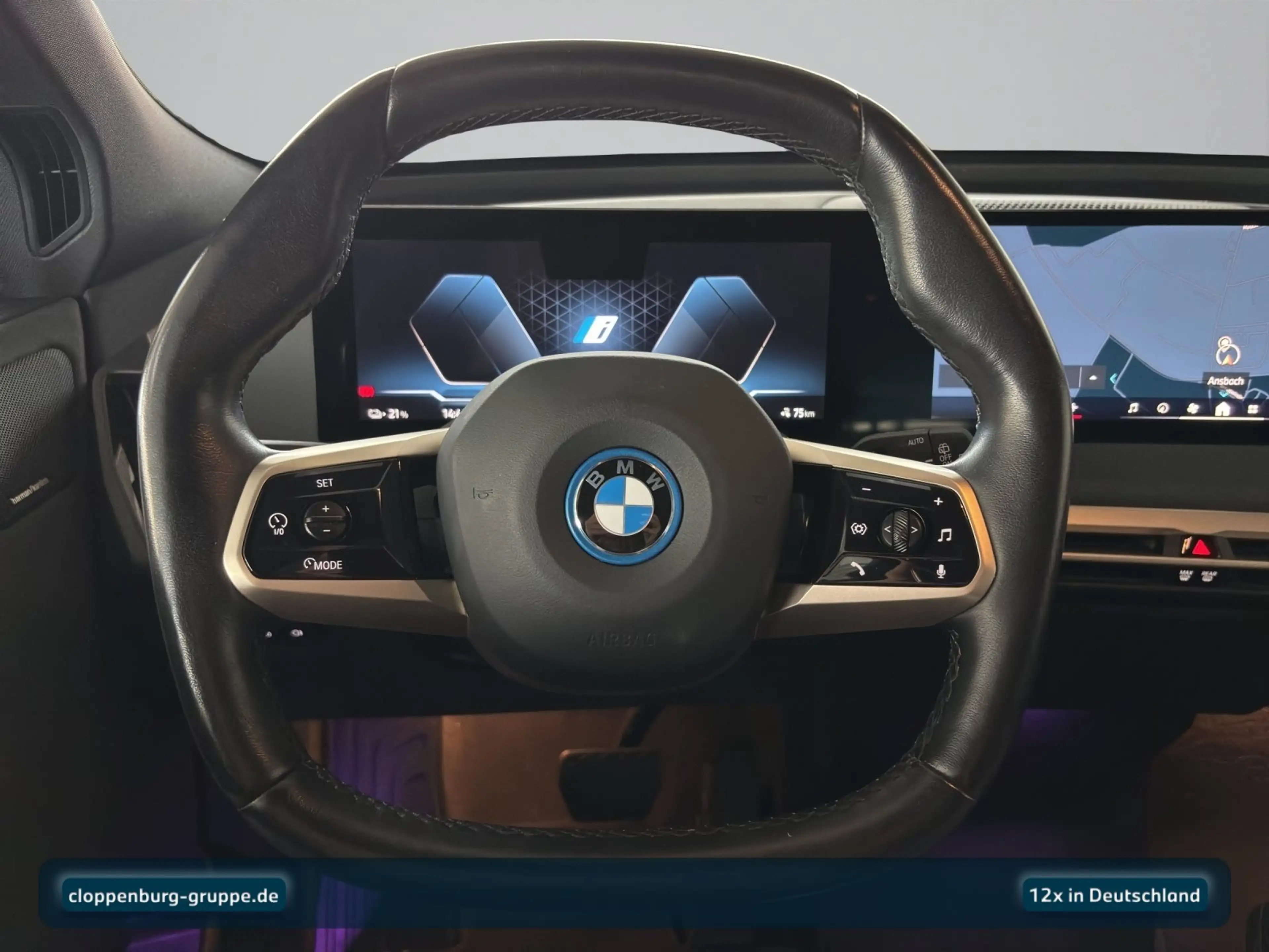 BMW iX xDrive40 (ab 2021) Head-Up+AHK+StHz+StKlima — photo 13