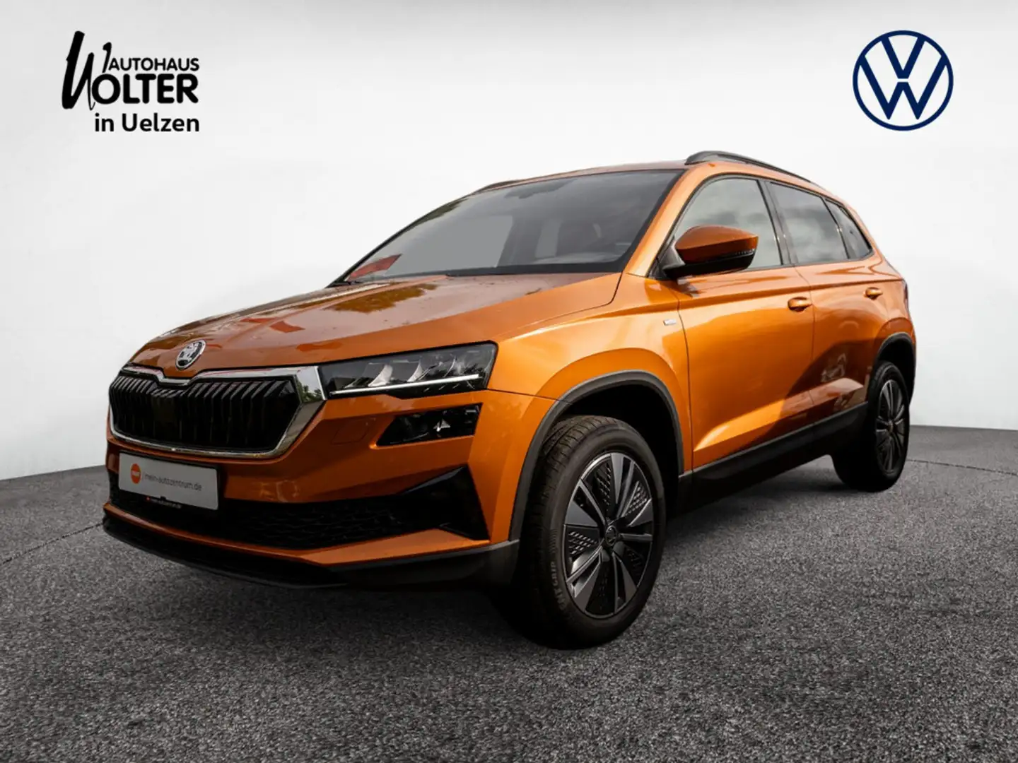 Skoda Karoq 1.5 TSI Tour AHK Kam Matrix SHZ 4x Orange - 1