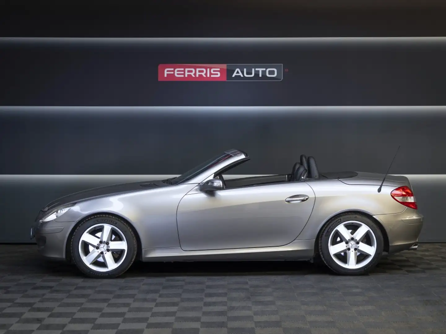 Mercedes-Benz SLK 280 Gris - 2