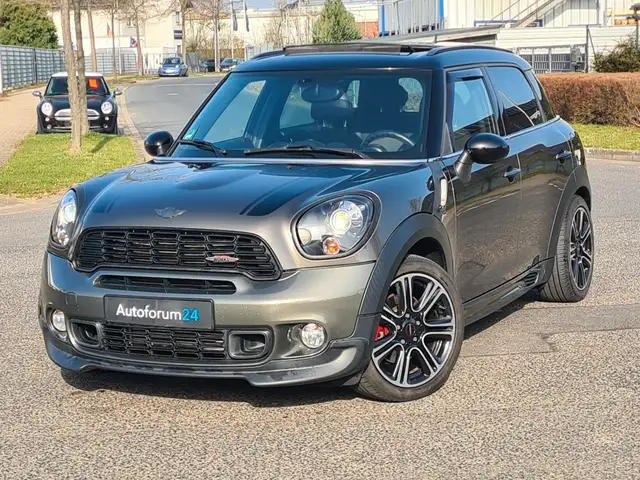 MINI John Cooper Works Countryman *Autom.*Navi*PDC*