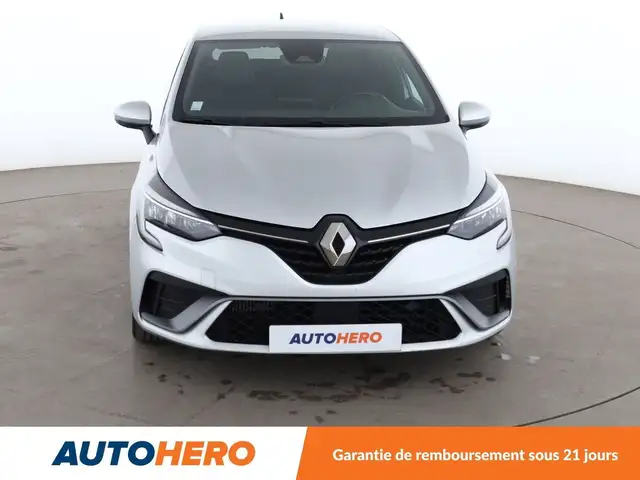 Renault Clio view 9