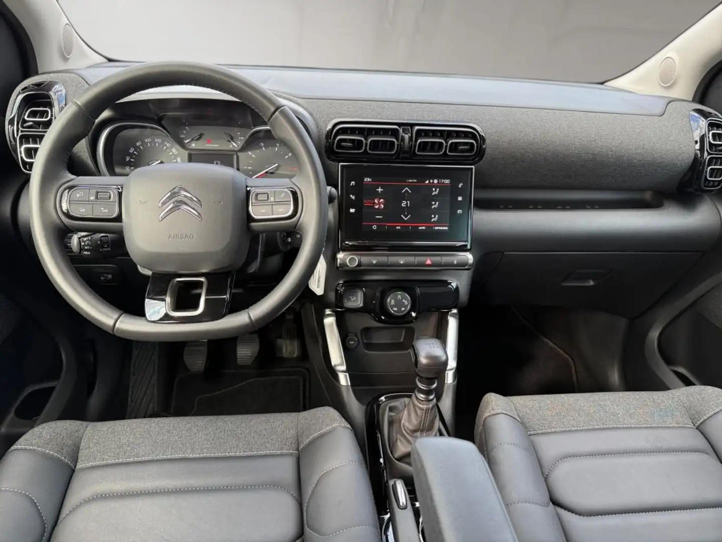 Citroen C3 Aircross PureTech 110 Stop & Start OPF PLUS*Sitzh.*Allwette Zwart - 2