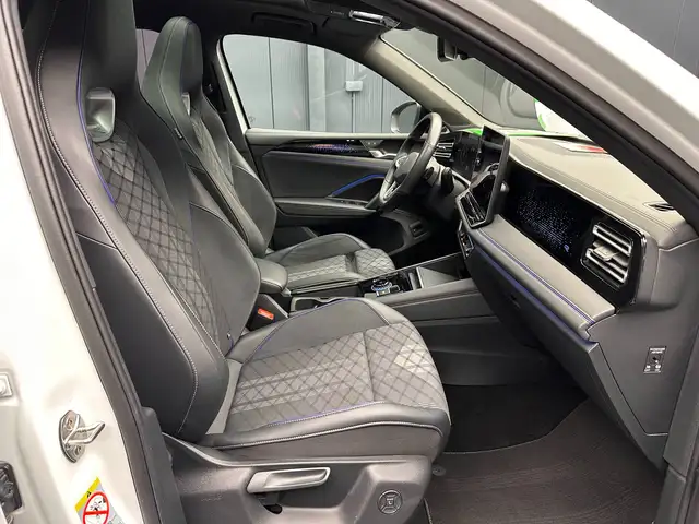 Volkswagen Tiguan view 11