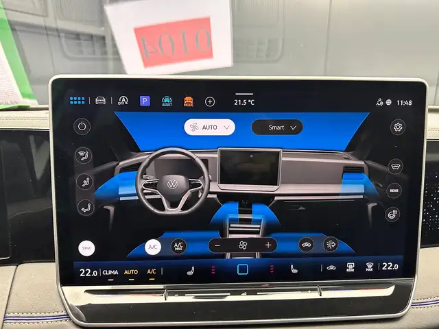 Volkswagen Tiguan view 24