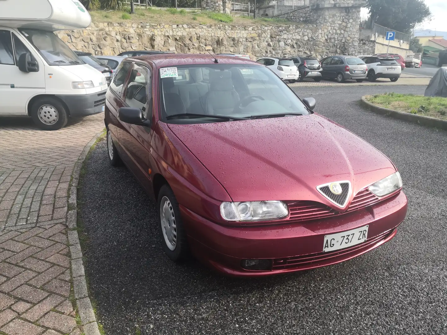 Alfa Romeo 145 145 1.3 ie L Rot - 2