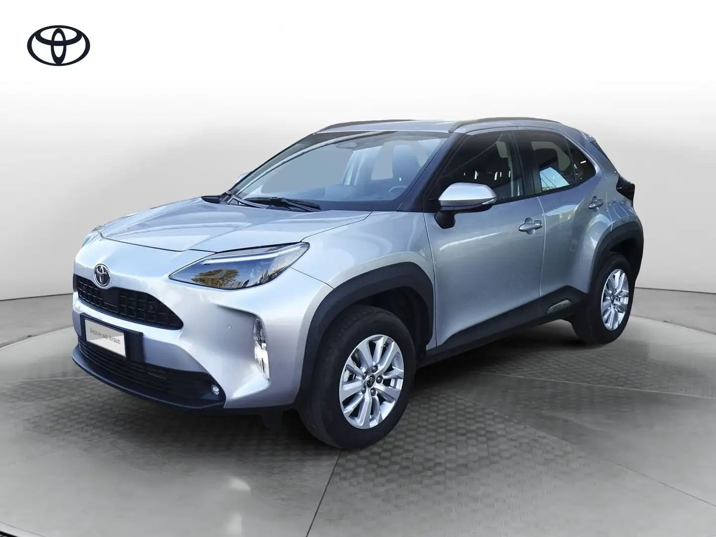 Toyota Yaris Cross Yaris Cross 1.5 Hybrid 5p. E-CVT Active Argento - 1