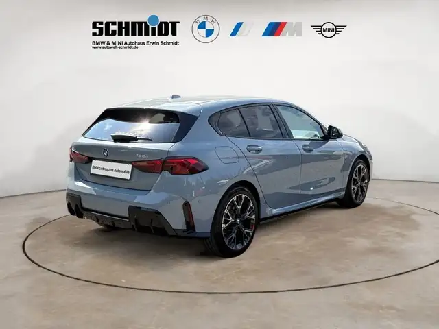 BMW 1 Series view 7
