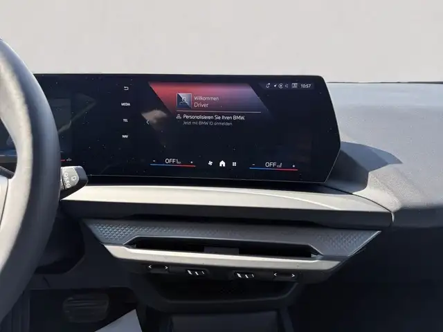 BMW 1 Series view 14