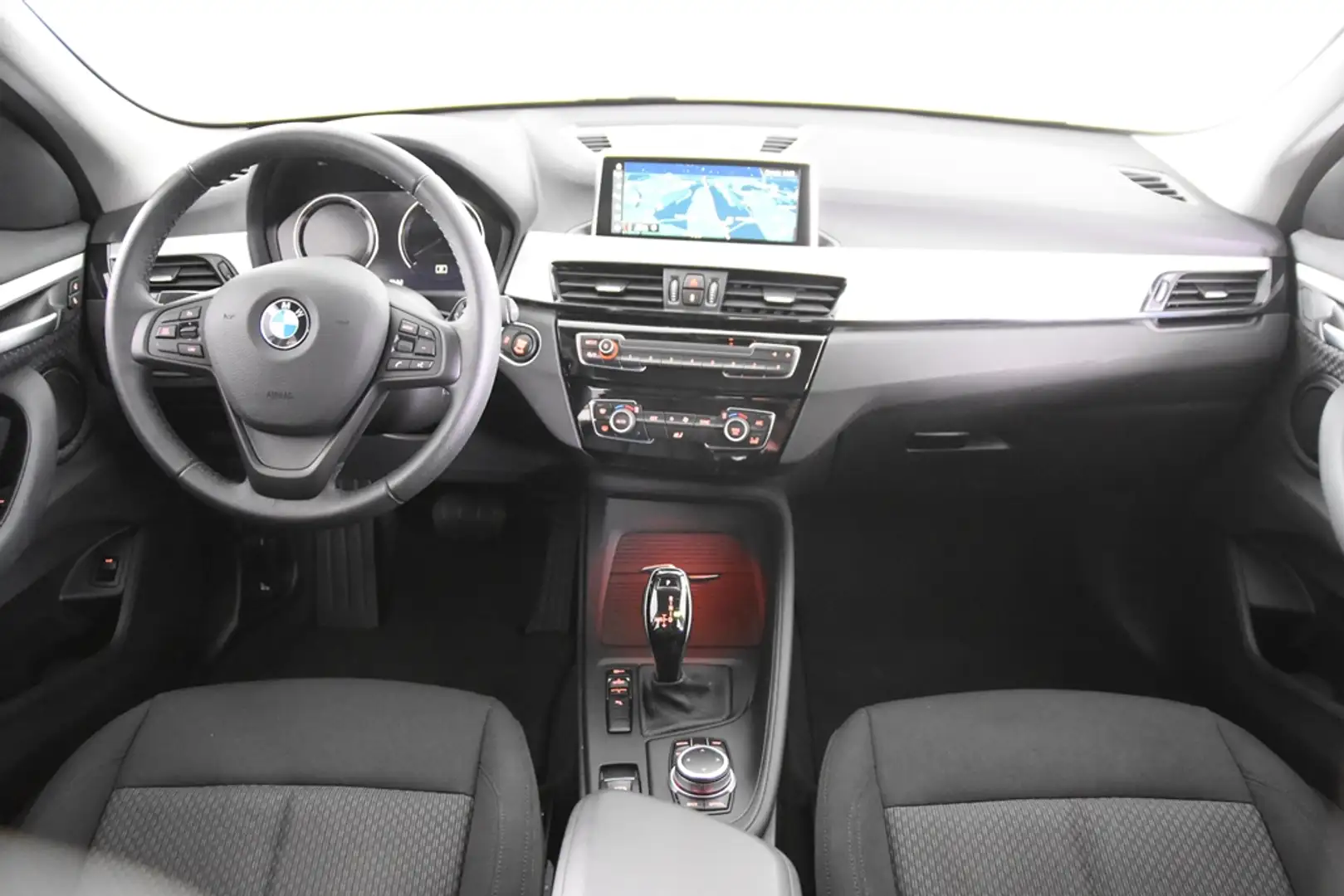 BMW X1 sDrive18i *1ste Eigenaar*Navigatie*Trekhaak*Carpla Blauw - 2
