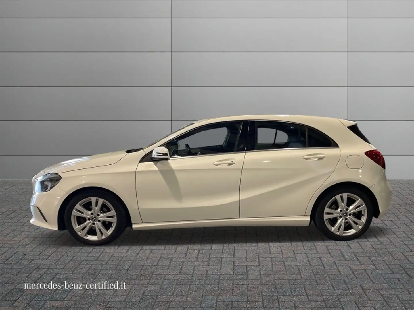 Mercedes-Benz A 180 Classe A (W176) - A 180 d Automatic Business Blanco - 2